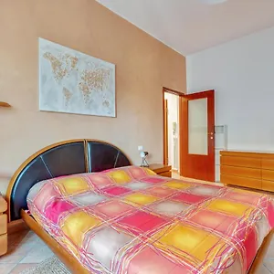 https://darsena-navigli-cosy-flat.it-lombardy.com