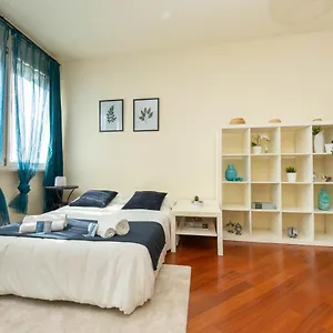 Stazione - Centro Elegante Con Netflix Apartment